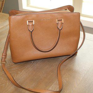 Large Michael Kors bag